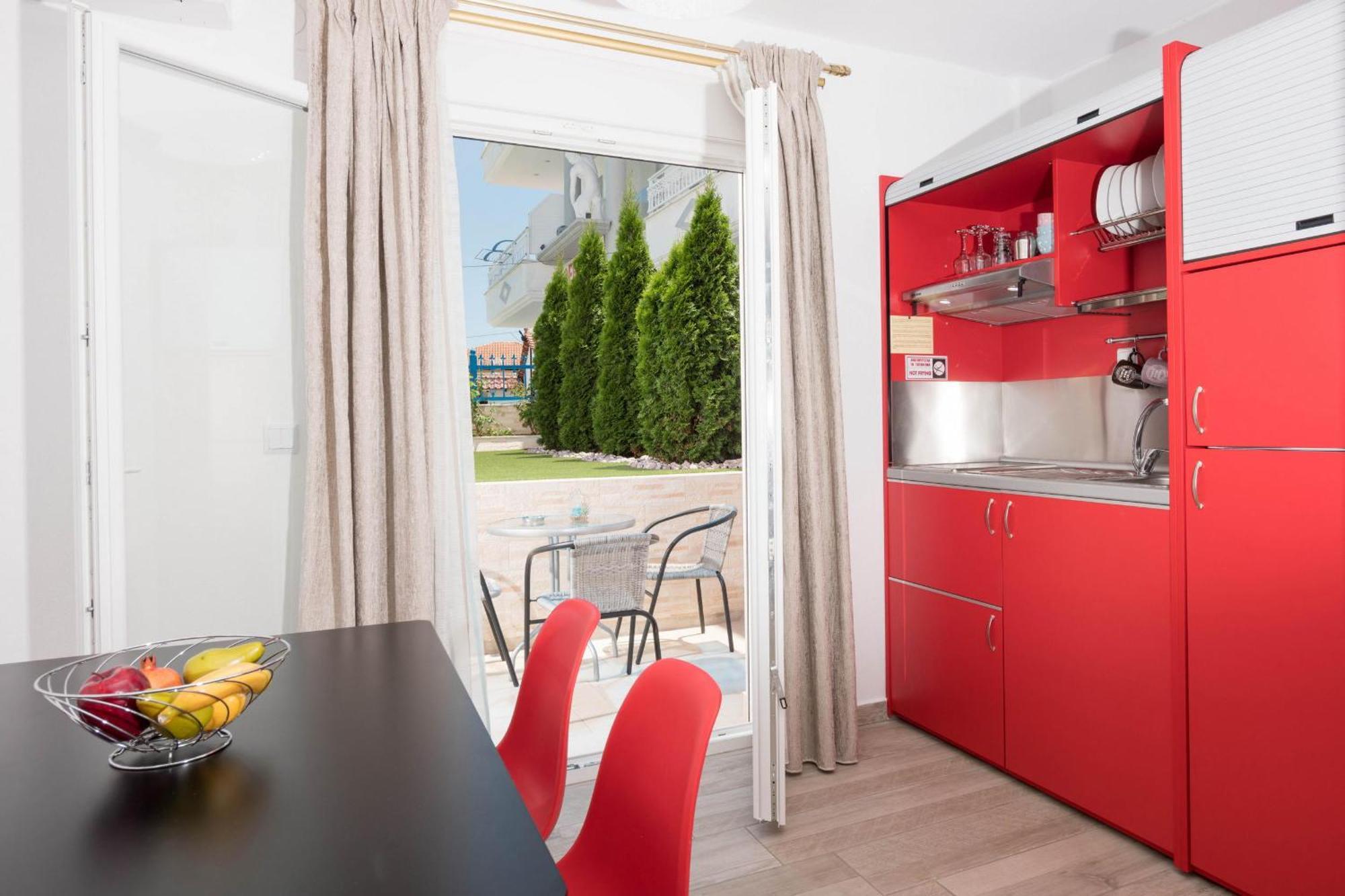Stratos Deluxe Apartments Skala Potamia  Habitación foto